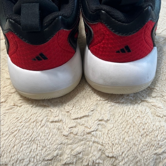 Adidas Trae Unlimited Basketball Shoes Red Black Size 5 Pre-Owned - Picture 4 of 7